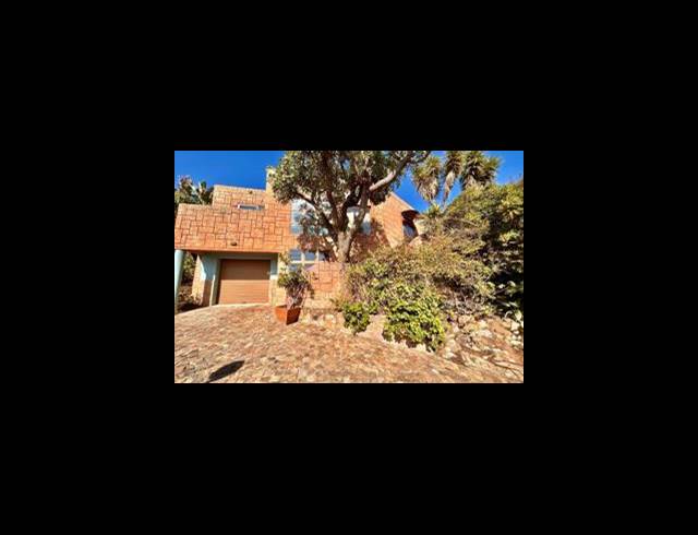 3 BEDROOM HOUSE FOR SALE IN OAKDENE